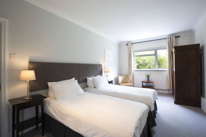 Asperion Hillside Hotel,Venues in Surrey