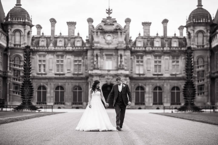 wedding_photography_waddesdon_dairy_couple