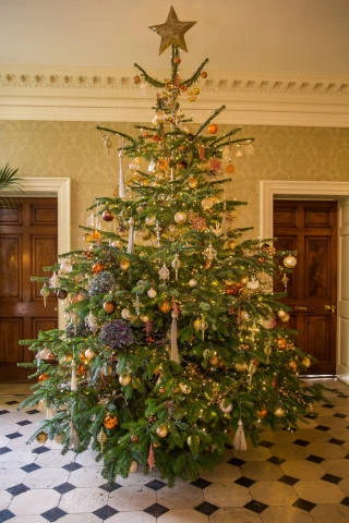 Hedsor House, Front Hall