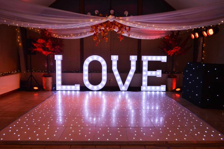 Beeston Manor,Venues in Lancashire