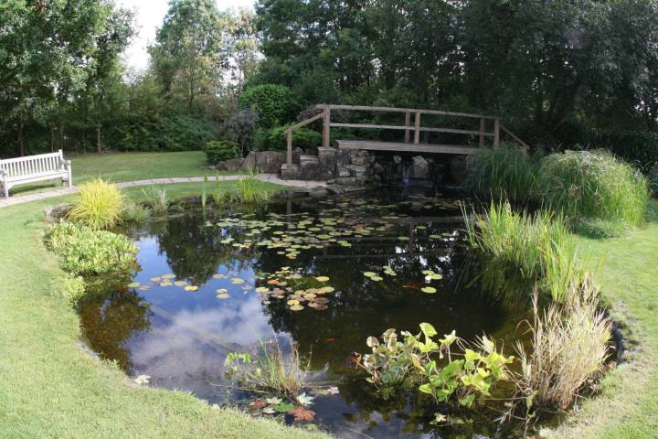 Stirrups Country House Hotel,Guest Accommodation in Berkshire