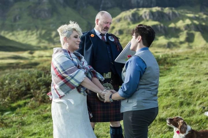 Love Wedding Photos And Film Photographers in Midlothian