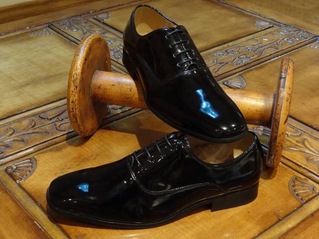 Top Mark Suit Hire , Mens Wear in Yorkshire West