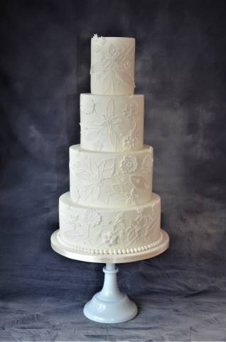 Lisa Adams Cakes Cakes and Sweet Treats in Buckinghamshire