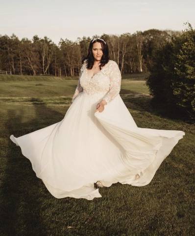 Lush Curve Bridal Bridal Wear in Surrey