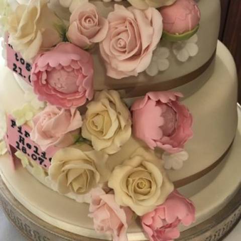 Karen Liddle Cakes Cakes and Sweet Treats in Oxfordshire