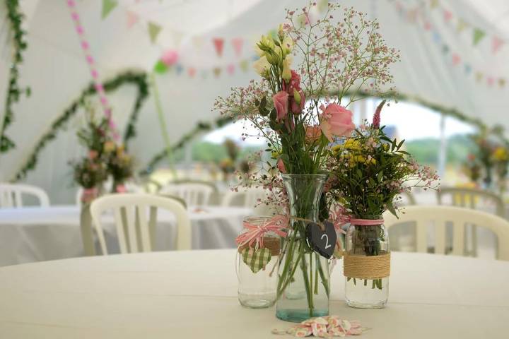 Meadow Spires Farm,Venues in Northamptonshire