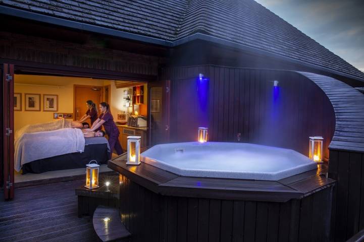 Double Treatment Room with Hot Tub