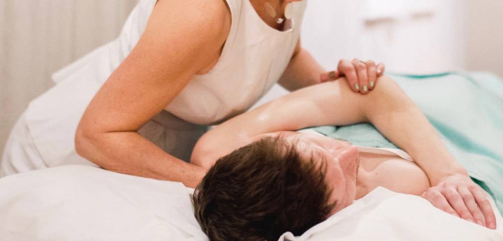 Exfoliating arms in a massage