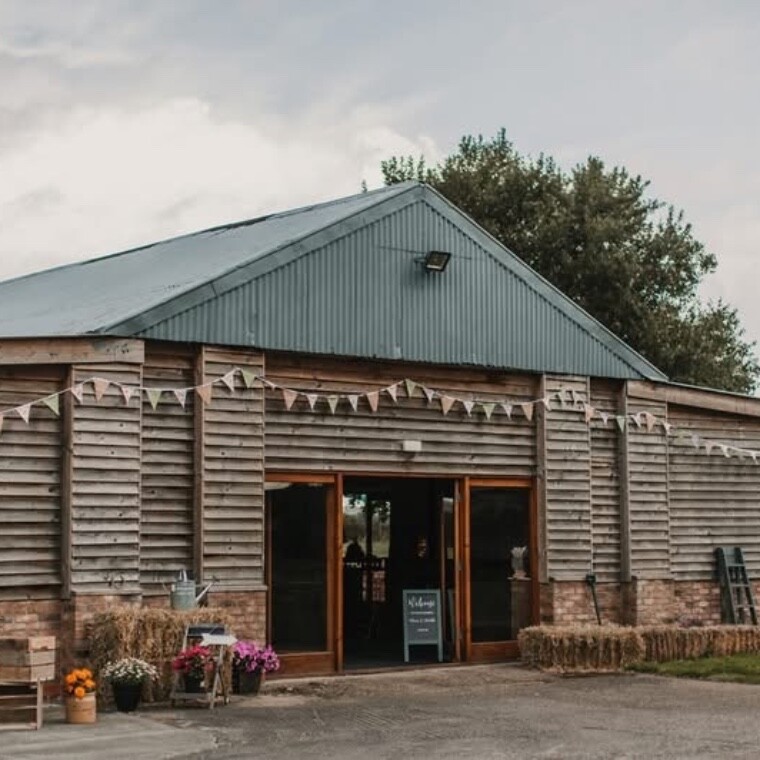 Setcops Barn