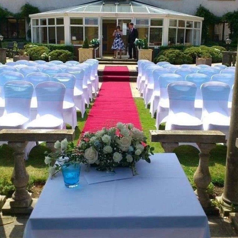 The Oxford Belfry - Outside Wedding Ceremony