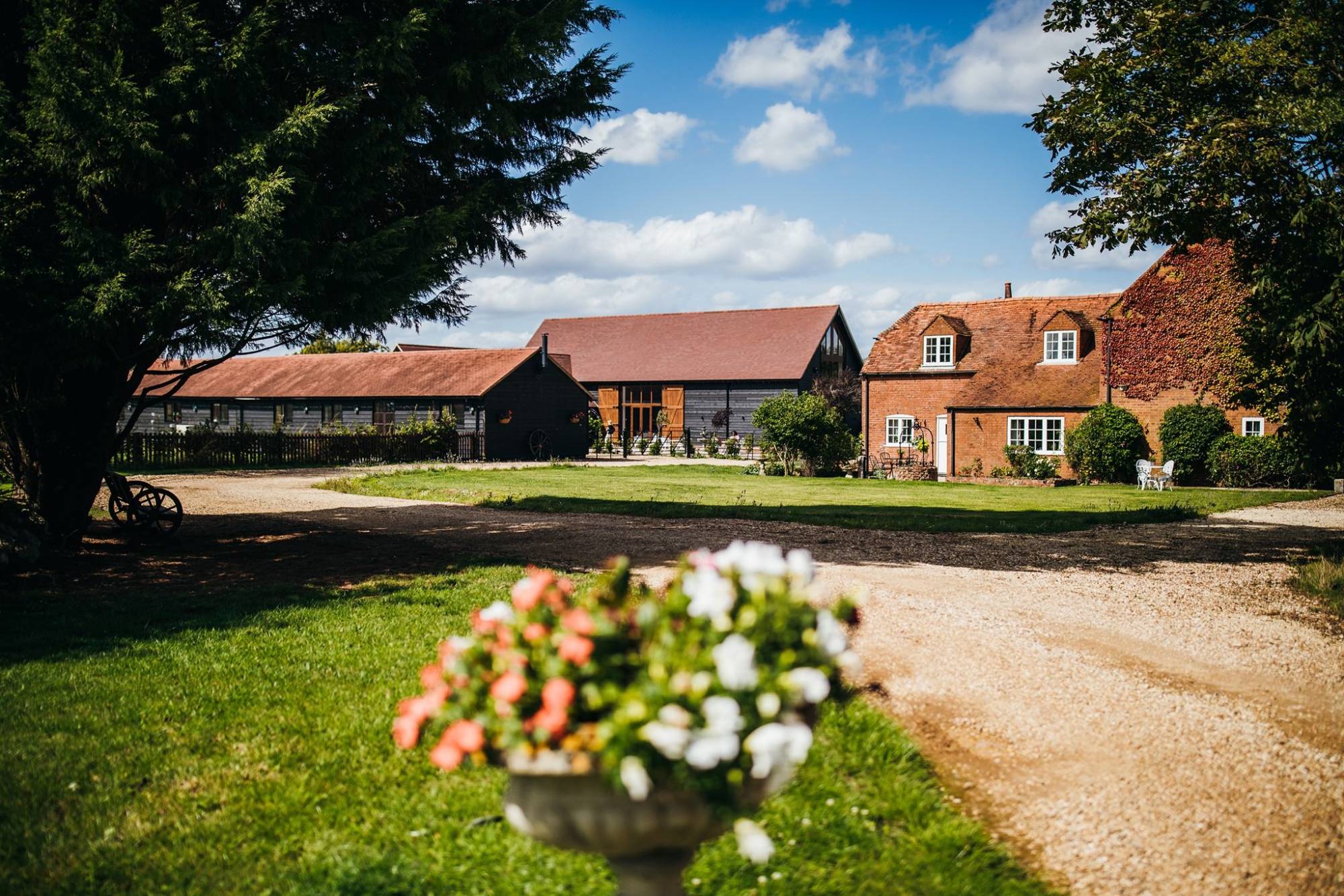 Winters Tale Country Barn, Wedding Venue in Buckinghamshire Guides