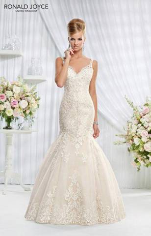 Emma Bride & Groom,Bridal Wear in Merseyside