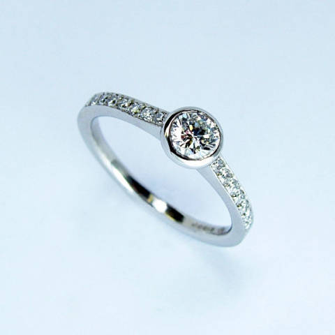 Jewellery in Surrey 