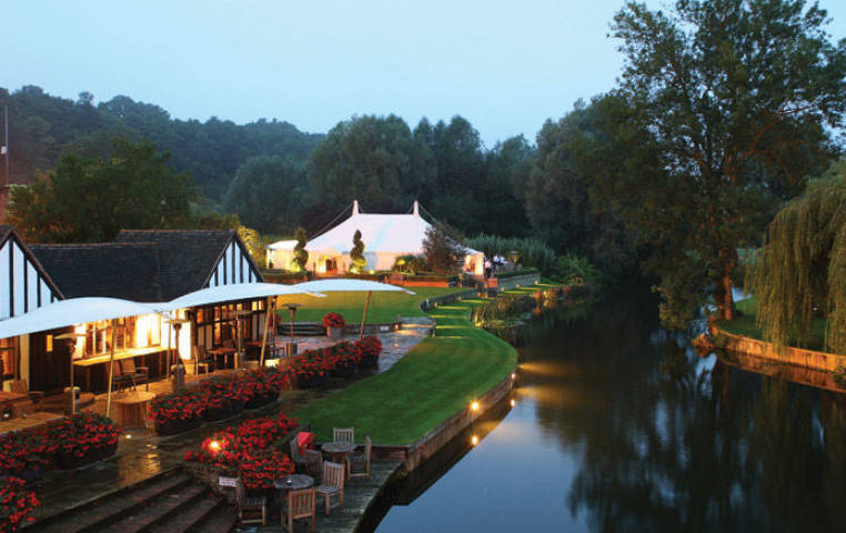 Le Talbooth, Venues-Receptions in Essex