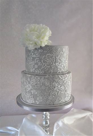 Lisa Adams Cakes Cakes and Sweet Treats in Buckinghamshire
