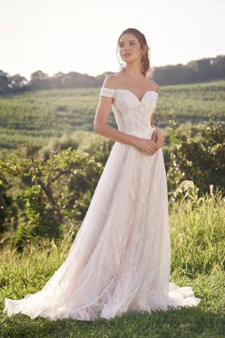 Queen Bee Bridal Bridal Wear in Berkshire