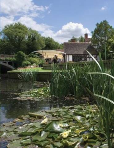 Le Talbooth, Venues-Receptions in Essex