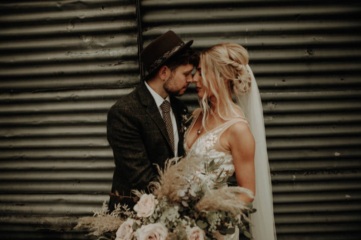 Eden Wedding Barn © Esme Whiteside Photography