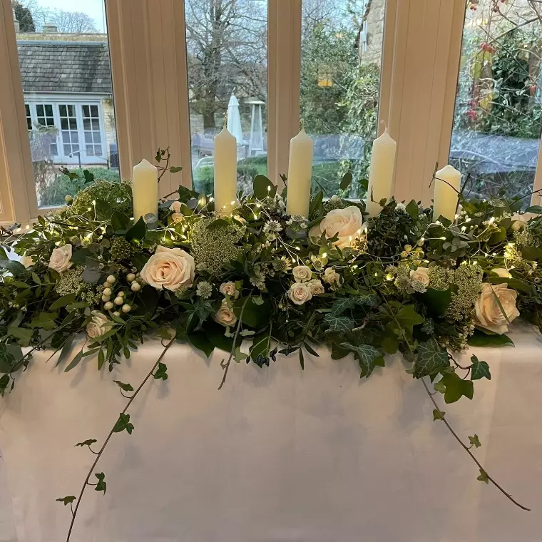 Winter ceremony arrangement 