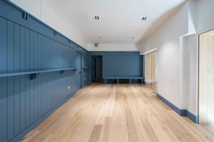 Crush Hall - Corridor