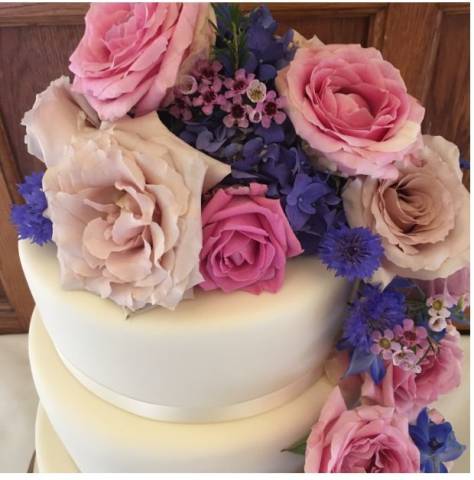 Karen Liddle Cakes Cakes and Sweet Treats in Oxfordshire