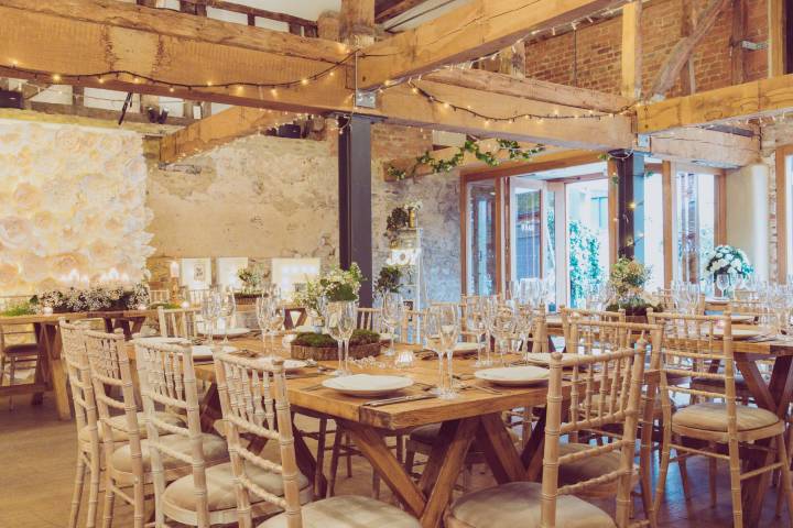 The Crown & Thistle Venues in Oxfordshire