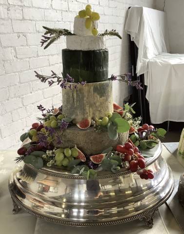 Vamos Paella cheese tower