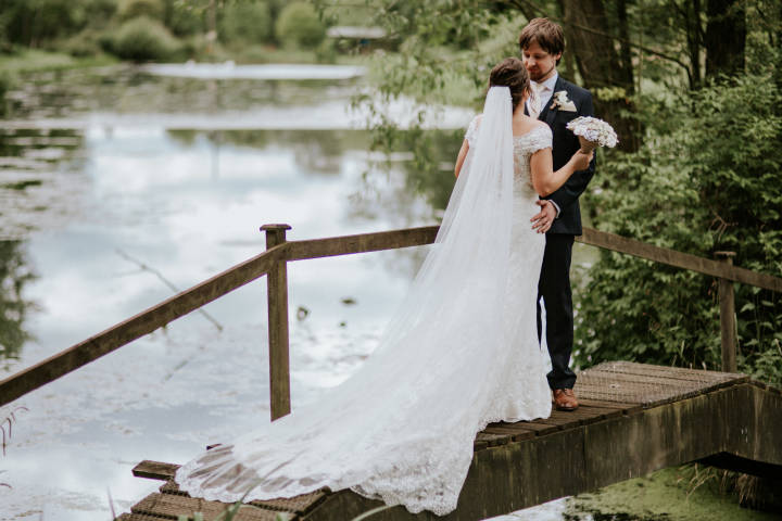 The Great Barn Oxfordshire lakes bridge
