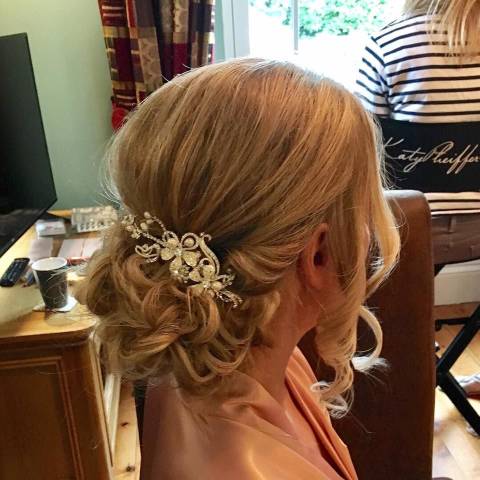 Leah Toomey Your Makeup Artist and Hair Stylist,Beauty, Hair & Make-up in Wiltshire