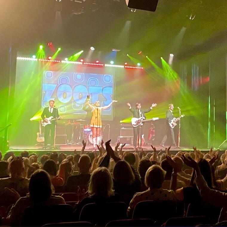 The Zoots performing at Shanklin Theatre