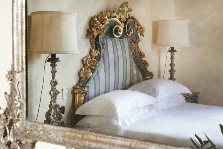 La Posta Vecchia Venues in Overseas