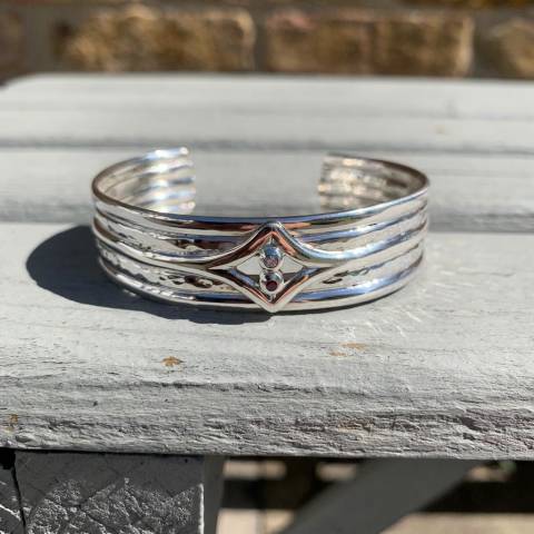 Caan Thomas Jewellery Designer Jewellery in Buckinghamshire