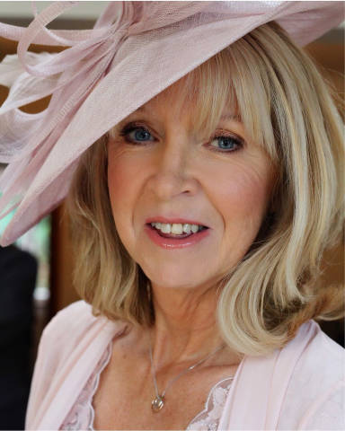 Laura Carroll Makeup Artistry Beauty, Hair & Make-up in Buckinghamshire