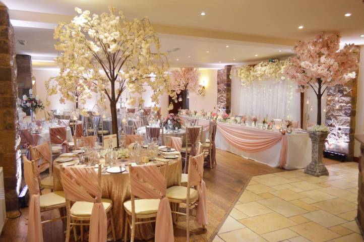 Beeston Manor,Venues in Lancashire