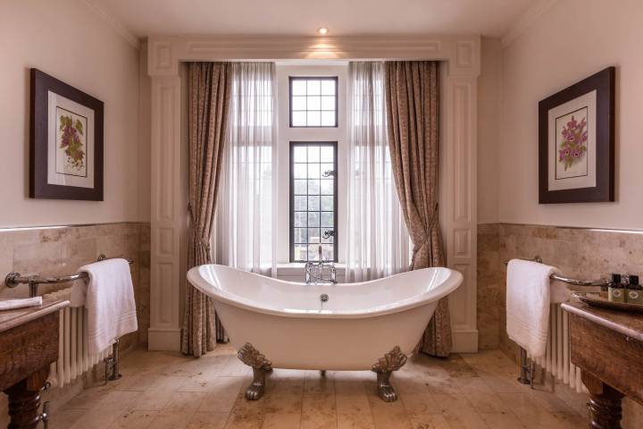 Lough Eske Castle Venues in Overseas