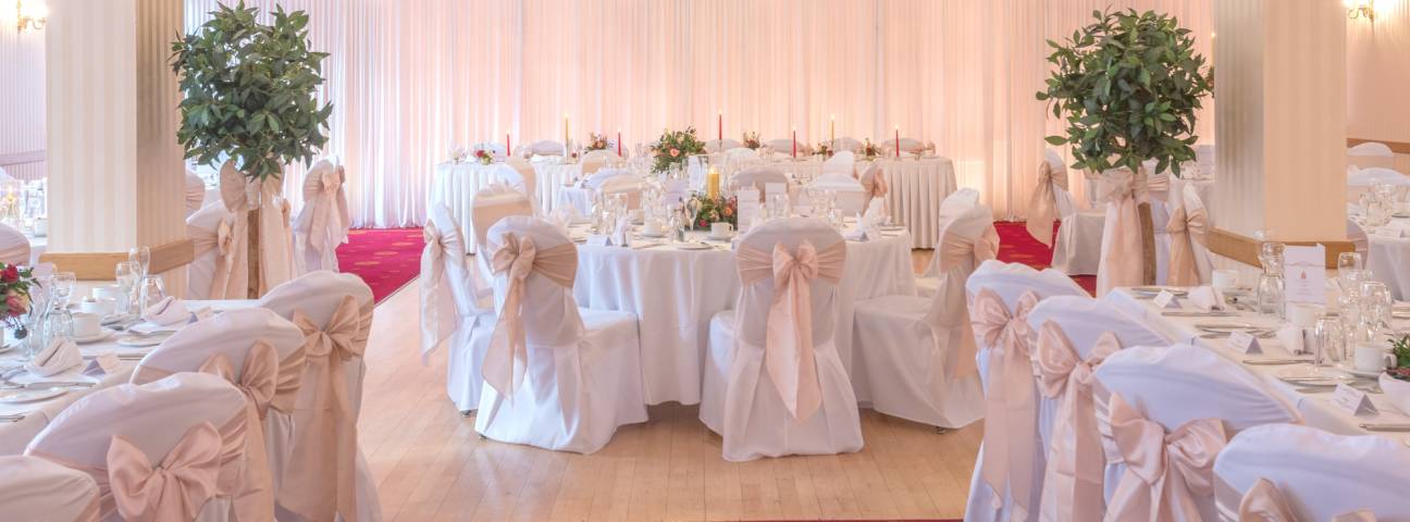 Glen Yr Afon House Hotel,Venues in South Wales