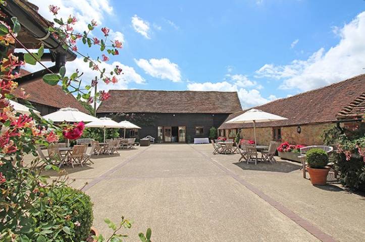Fitzleroi Barn,Venues in Sussex - West