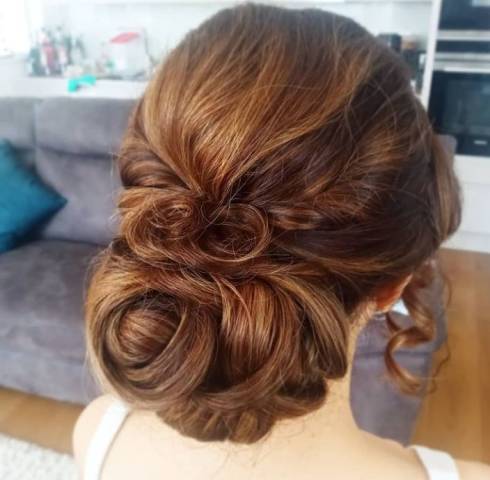 textured chignon