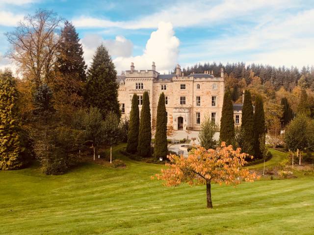 Crossbasket Castle Venues in Lanarkshire - South