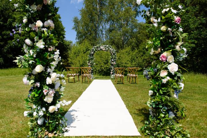 Fabulous Functions UK Venue Decor & Furniture Hire in Wiltshire