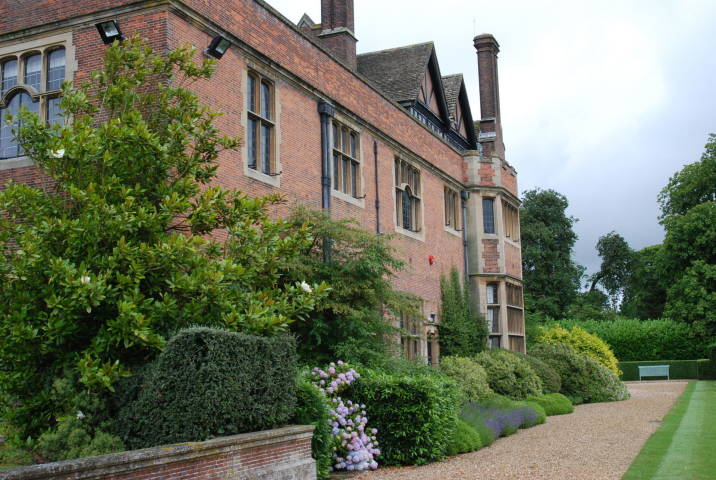 Putteridge Bury Conference Centre,Venues in Bedfordshire