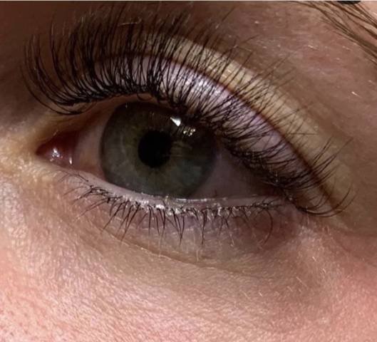 Wedding prep with lashes