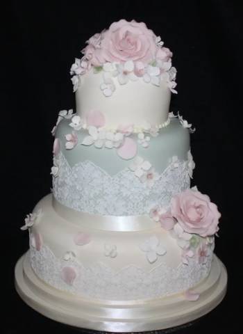 Gardners Bakery,Cakes, Fountains and Sweet Treats in Northamptonshire