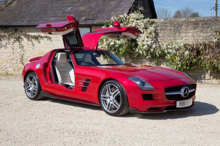 Mercedes SLS 63 AMG