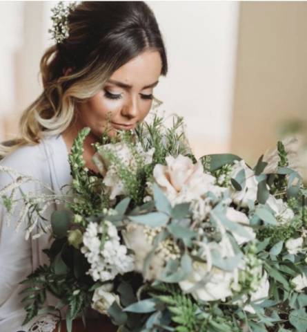 half up half down wedding hair