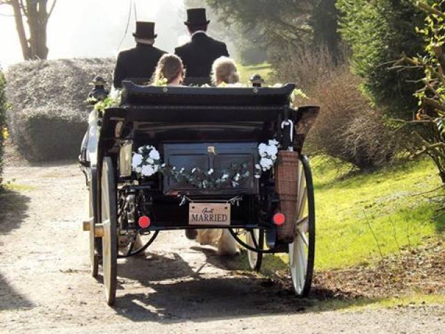 Catherine's Carriage's, Cars and Horse Drawn Carriages in Gloucestershire