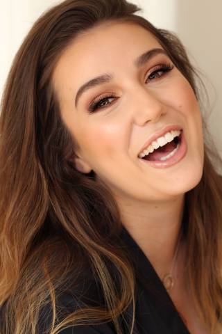Laura Carroll Makeup Artistry Beauty, Hair & Make-up in Buckinghamshire
