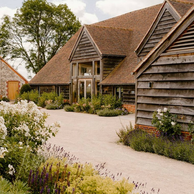 Guides for Brides Wedding Fair at Rackleys Chiltern Hills, Sunday 11th January 2026