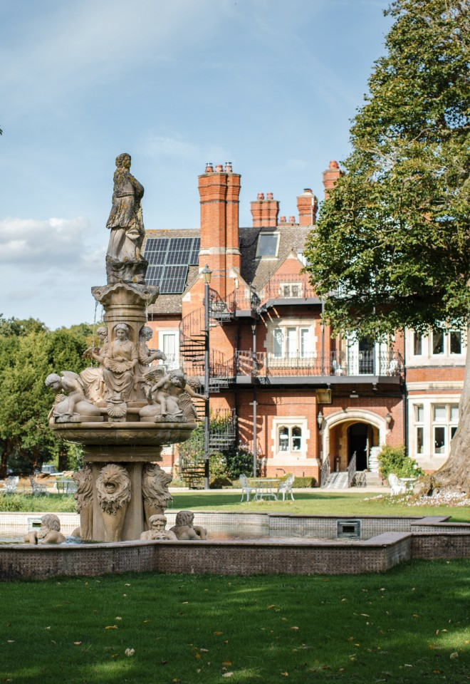 Berwick Lodge gardens